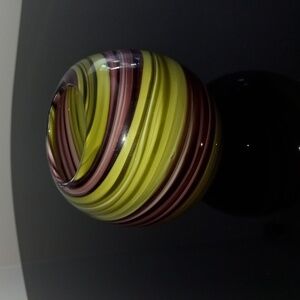 Decorative glass bowl/vase